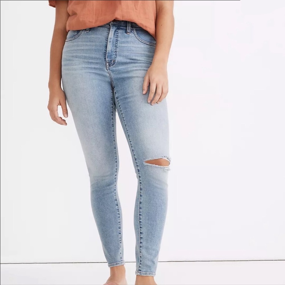 Madewell Curvy Roadtripper Jeans Size 33P